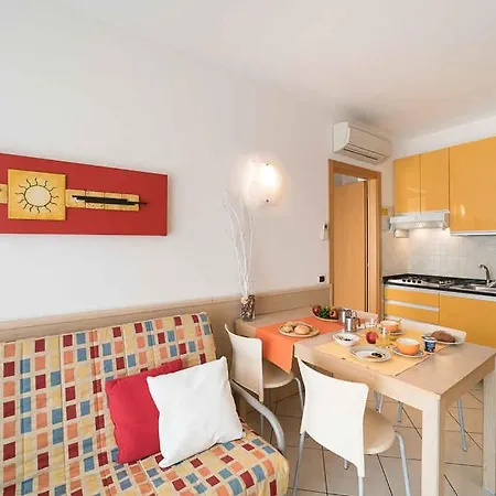 Apartment In 53433
